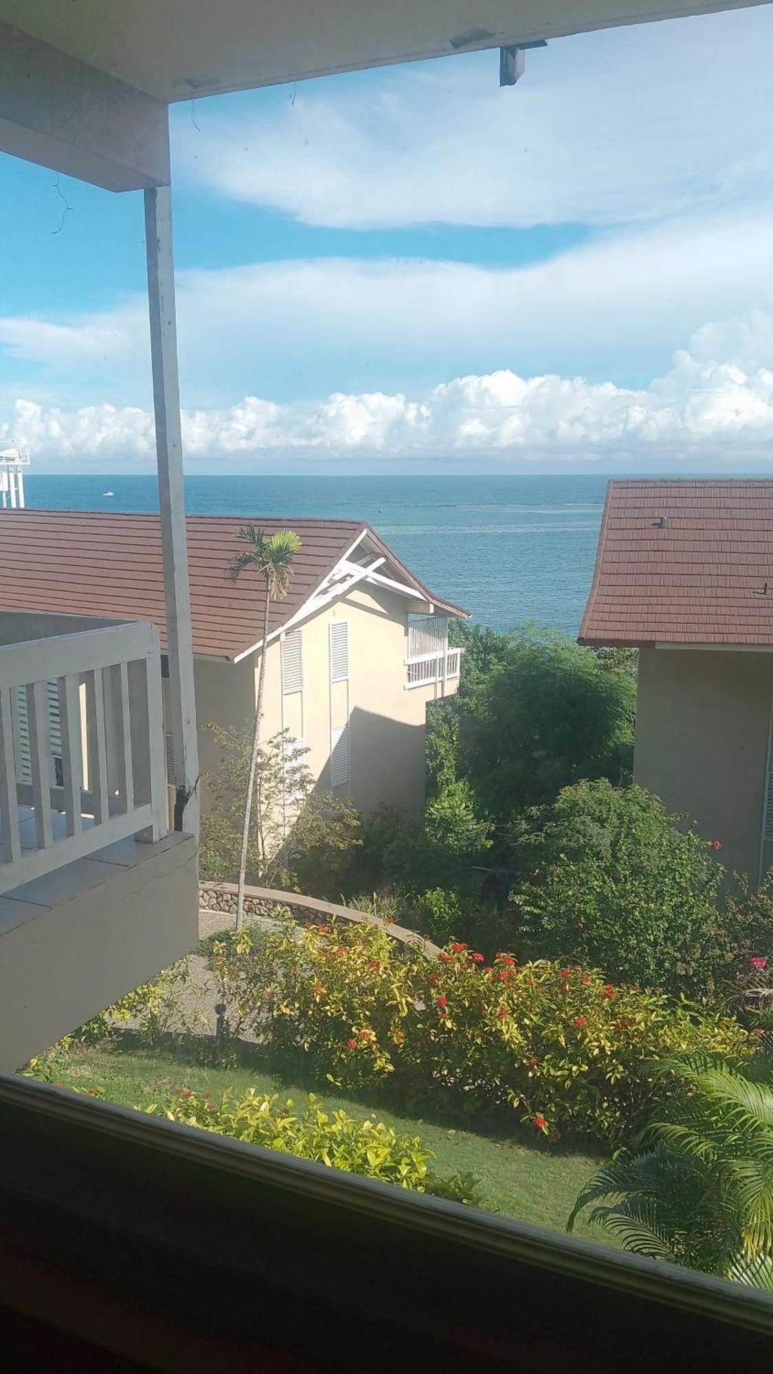 Ocho Rios 2 Bedroom Apartment/Flat Exterior photo